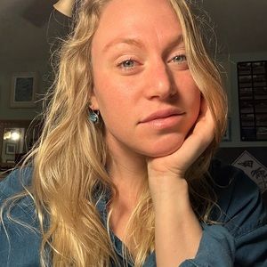 Meet your Posher, Kelsey